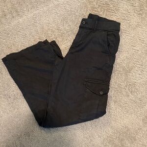 American Eagle Black Cargo Pants SZ 2